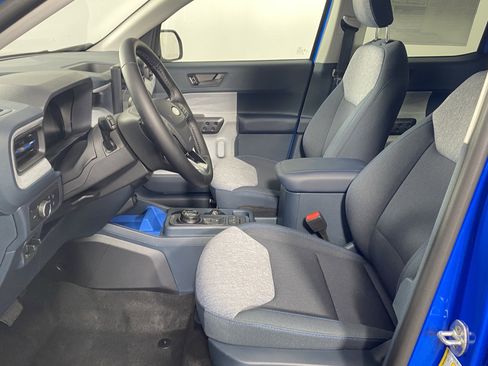 New 2025 Ford Maverick XLT w/ XLT Luxury Package image 11