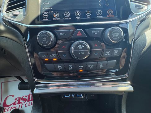 Certified 2021 Jeep Grand Cherokee Laredo X AWD/4WD image 20