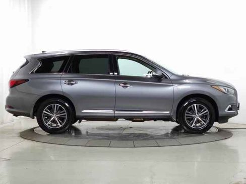 Used 2018 INFINITI QX60 AWD w/ Premium Plus Package image 12