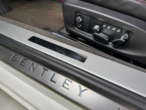 Used 2020 Bentley Continental GT image 32