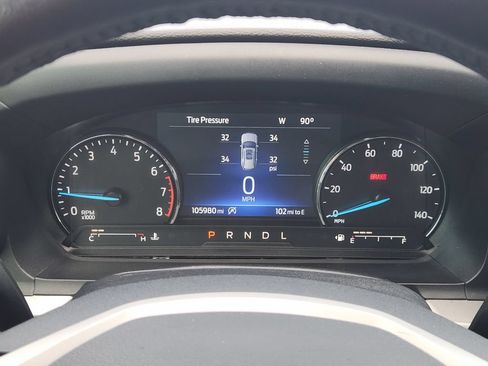 Used 2021 Ford Explorer XLT RWD image 15