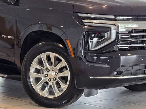 Certified 2025 Chevrolet Tahoe Premier AWD/4WD image 2