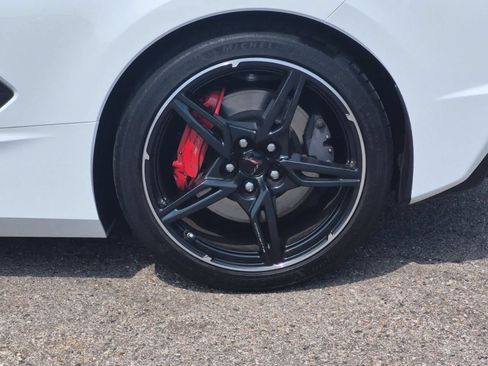 Used 2020 Chevrolet Corvette Stingray Coupe w/ Z51 Performance Package RWD image 14