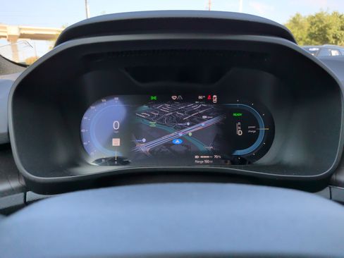 Used 2024 Volvo XC40 Recharge Ultimate w/ Protection Package Premier image 20