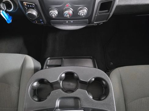 Used 2022 RAM 1500 Classic SLT AWD/4WD image 24