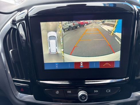 Used 2018 Chevrolet Traverse Premier image 26