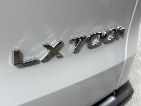 New 2026 Lexus LX 700h Luxury image 22