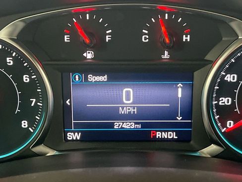 Used 2022 Chevrolet Equinox LT image 12