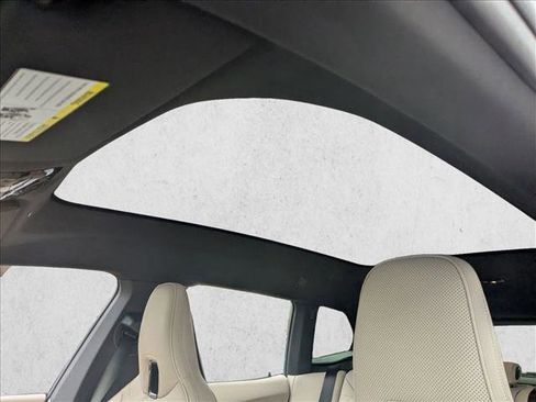 New 2026 BMW iX xDrive60 image 17