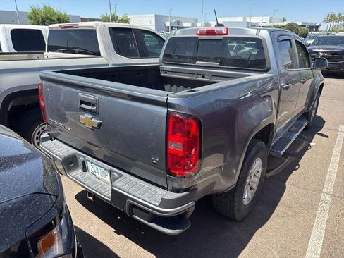 Used 2018 Chevrolet Colorado LT w/ LT Convenience Package RWD image 3