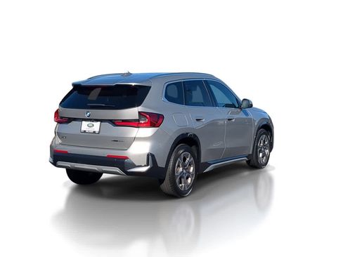 Used 2025 BMW X1 xDrive28i image 8