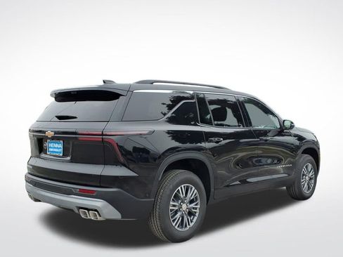 New 2026 Chevrolet Traverse LT w/ Enhanced Driving Package FWD image 3
