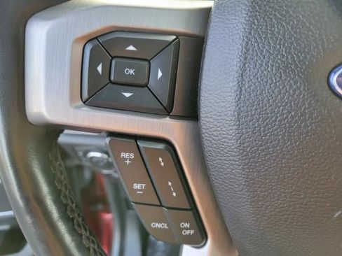 Used 2018 Ford F150 Platinum w/ Equipment Group 701A Luxury image 29