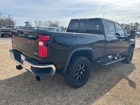 Used 2020 Chevrolet Silverado 2500 LTZ image 10
