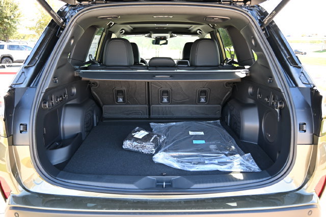 New 2026 Subaru Forester Touring AWD/4WD image 15