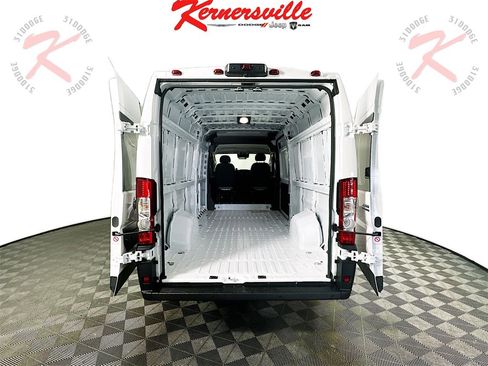 New 2026 RAM ProMaster 3500 w/ Quick Order Package 22G SLT image 16