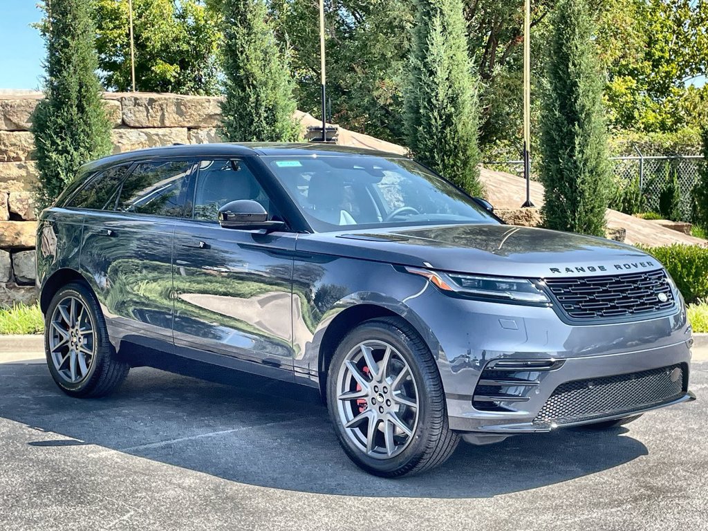 Certified 2025 Land Rover Range Rover Velar Dynamic HSE AWD/4WD image 7