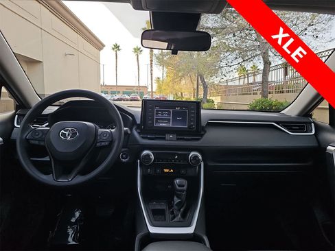 Used 2019 Toyota RAV4 XLE image 14