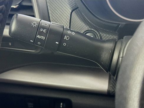 Used 2021 Subaru Forester Premium AWD/4WD image 12