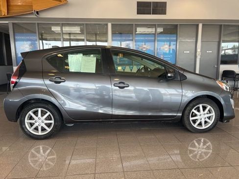 Used 2015 Toyota Prius C Three FWD image 37