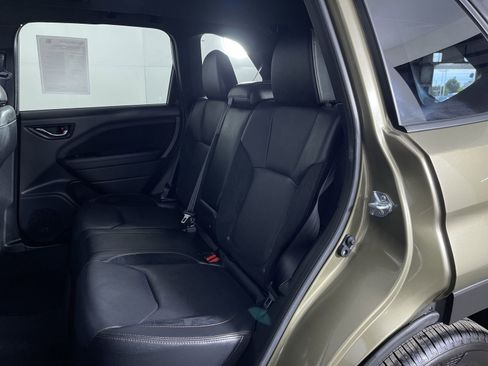 Certified 2025 Subaru Forester Touring w/ Touring Package AWD/4WD image 23