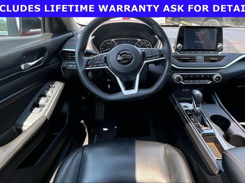 Used 2020 Nissan Altima 2.5 SR w/ Premium Package FWD image 5