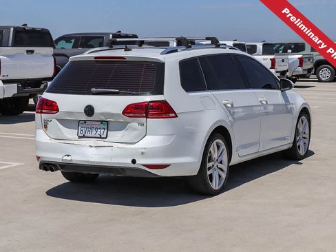 Used 2017 Volkswagen Golf SportWagen FWD image 5