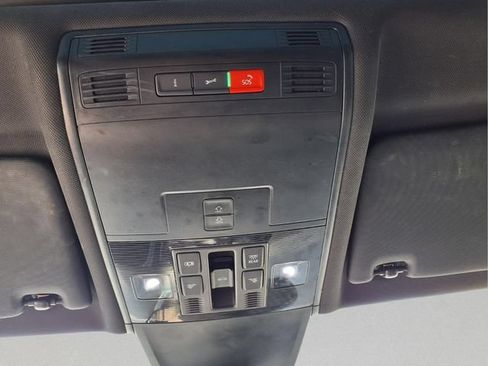Used 2023 Volkswagen Tiguan SE R-Line AWD/4WD image 26