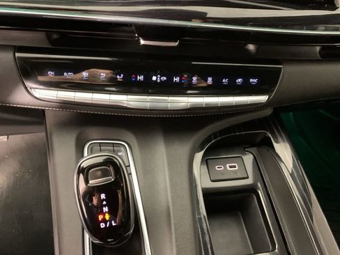 Used 2021 Cadillac Escalade Sport w/ Driver Assist Tech Package image 31