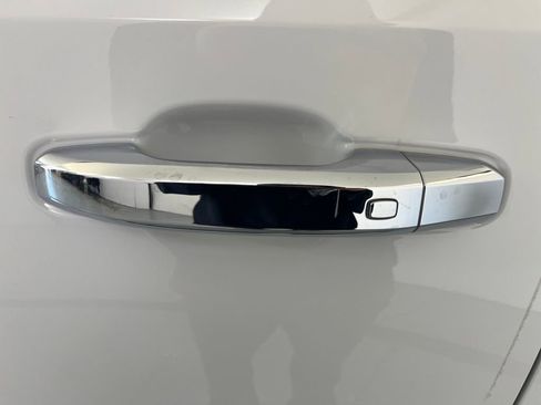 Used 2021 GMC Sierra 1500 SLT w/ SLT Convenience Package image 19