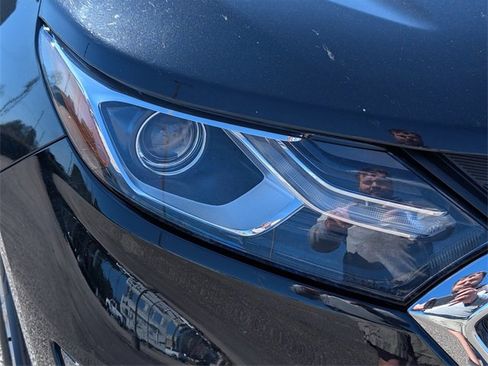 Used 2020 Chevrolet Equinox LT image 15