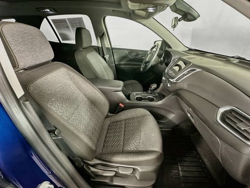 Used 2022 Chevrolet Equinox LT FWD image 38