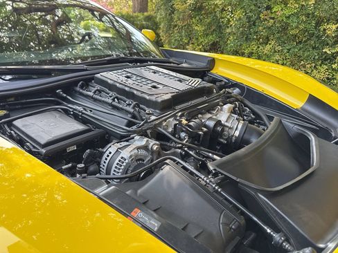 Used 2017 Chevrolet Corvette Z06 RWD image 33
