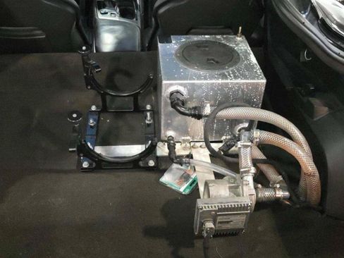 Used 2016 Chevrolet Corvette Z06 w/ 3LZ Preferred Equipment Group RWD image 10
