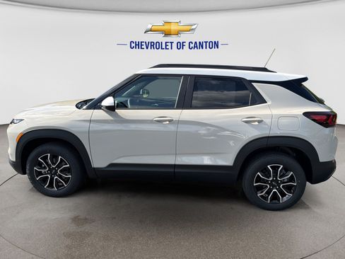 New 2026 Chevrolet TrailBlazer ACTIV w/ Driver Confidence Package AWD/4WD image 8