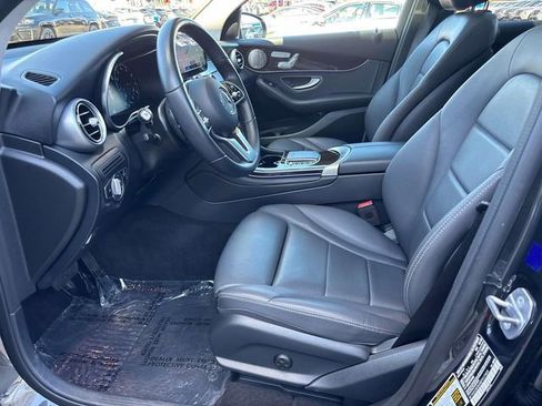 Used 2021 Mercedes-Benz GLC 300 4MATIC image 9