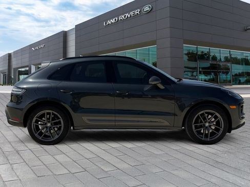 Used 2025 Porsche Macan AWD/4WD image 6