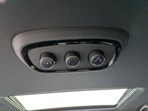 Used 2022 Dodge Durango GT image 32