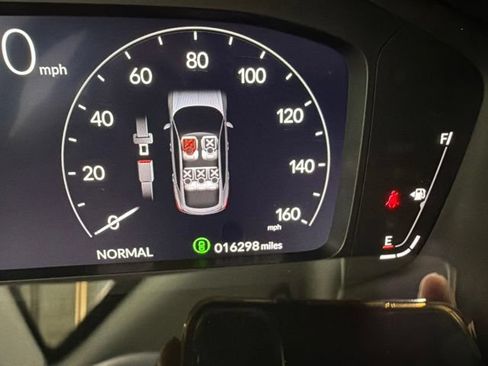 Certified 2024 Acura Integra FWD image 31