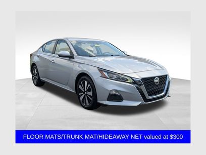 Used 2021 Nissan Altima 2.5 SV
