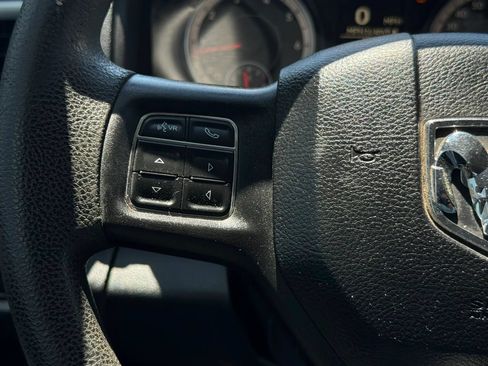Used 2016 RAM 1500 Classic SLT AWD/4WD image 26