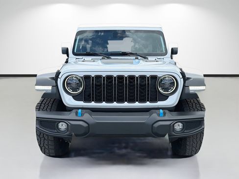 Used 2024 Jeep Wrangler Unlimited Rubicon 4xe AWD/4WD image 8