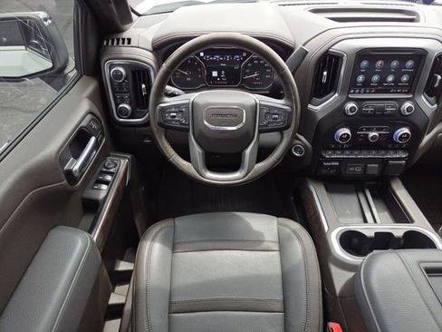 Used 2021 GMC Sierra 1500 Denali w/ Denali Ultimate Package AWD/4WD image 34
