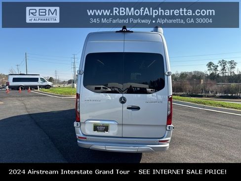 New 2022 Mercedes-Benz Sprinter 3500 image 4