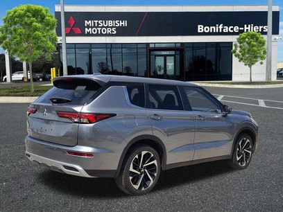 Used 2024 Mitsubishi Outlander SE Black Edition
