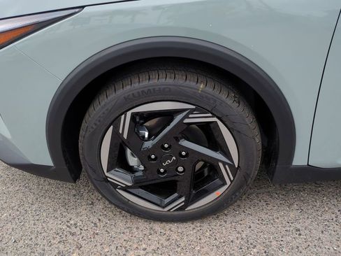 New 2026 Kia K4 LXS image 31