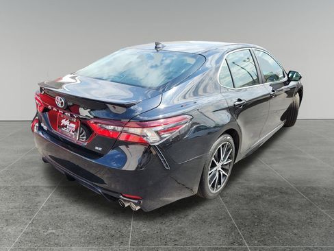 Certified 2023 Toyota Camry SE image 7