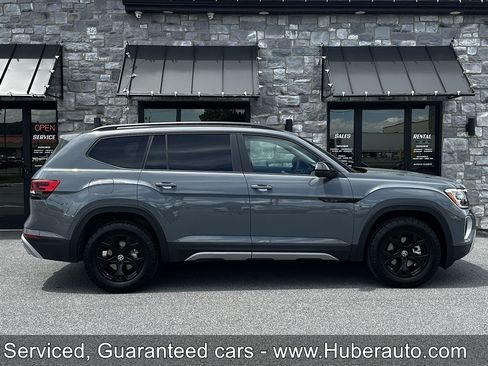 Used 2026 Volkswagen Atlas Peak Edition AWD/4WD image 9
