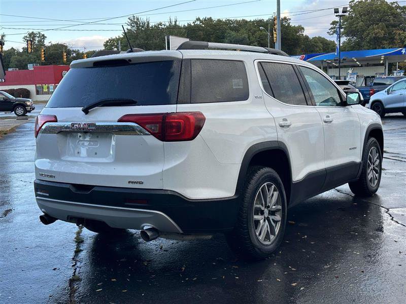 Used 2018 GMC Acadia SLE AWD/4WD image 2