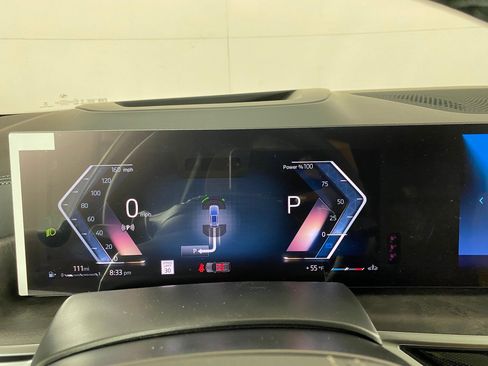 New 2026 BMW X5 sDrive40i image 17